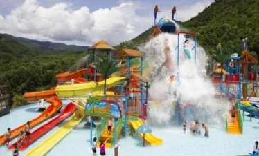 Tour Núi Thần Tài – Trải Nghiệm Tắm Suối Khoáng Nóng & Giải Trí Thư Giãn 1 Ngày